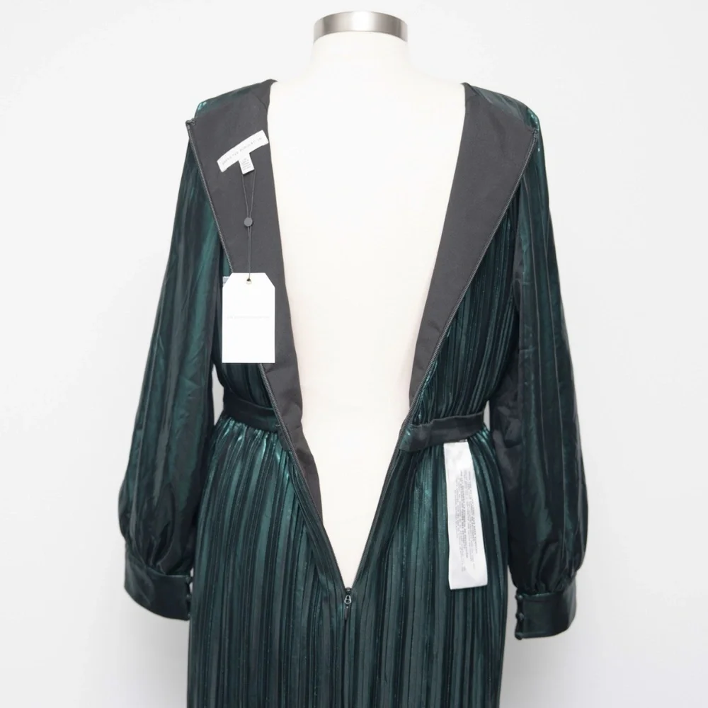 Dress The Population -‎ Calista Dress